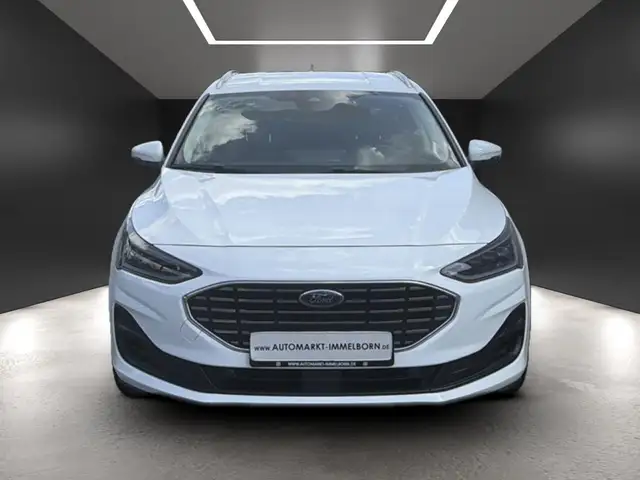 Ford Focus view 8