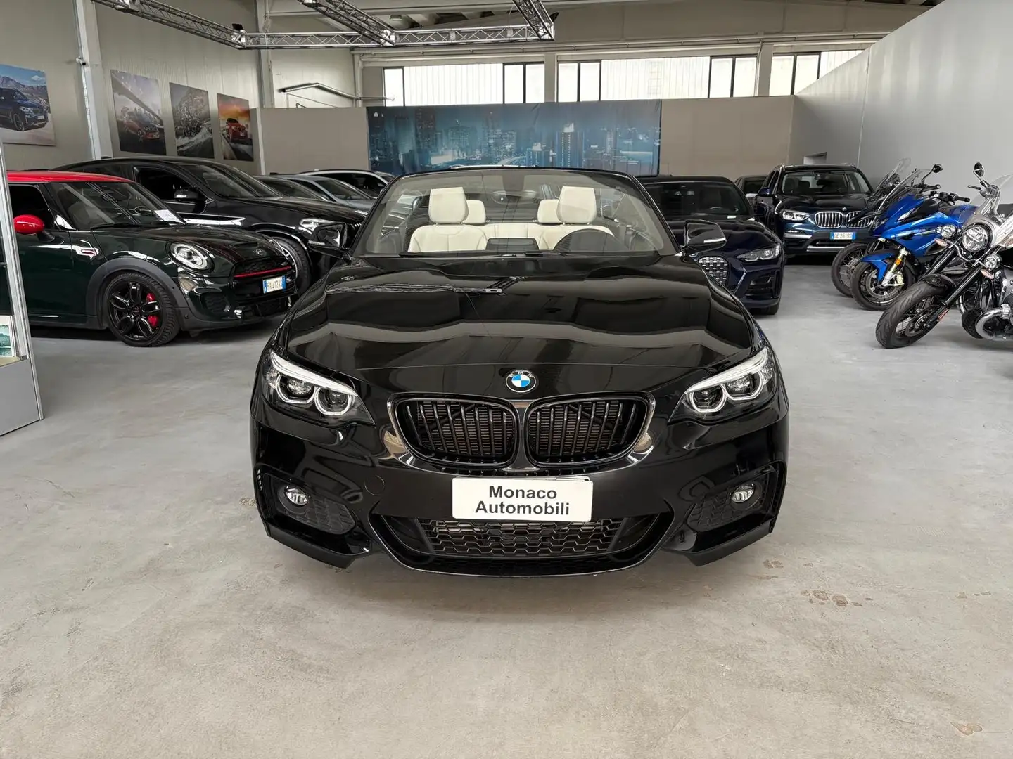 BMW 218 218d Cabrio Msport Czarny - 2