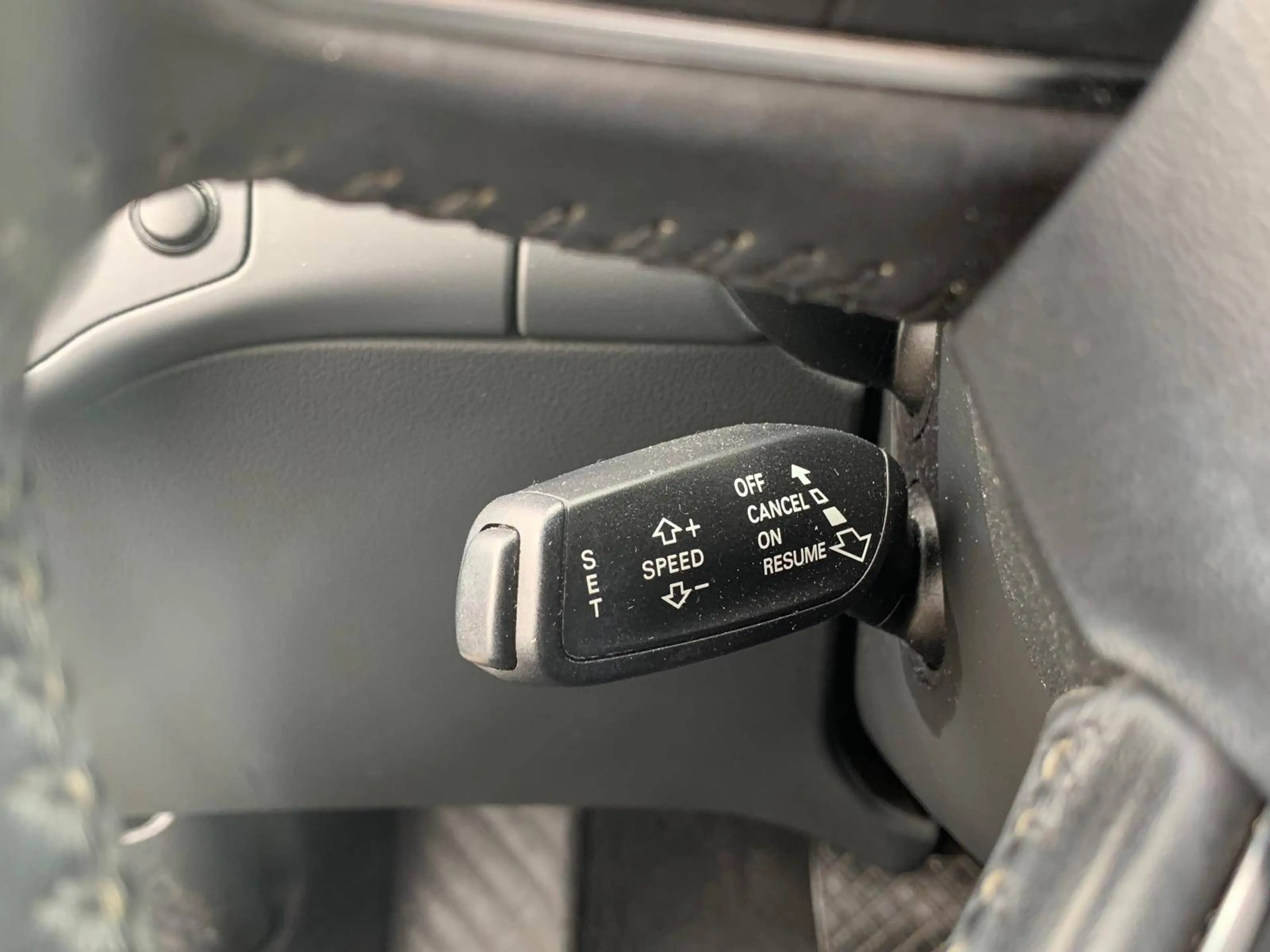 Audi A4 2.0 TDI AUTOMATIK *AHK-TEMPO-LEDER* — photo 15