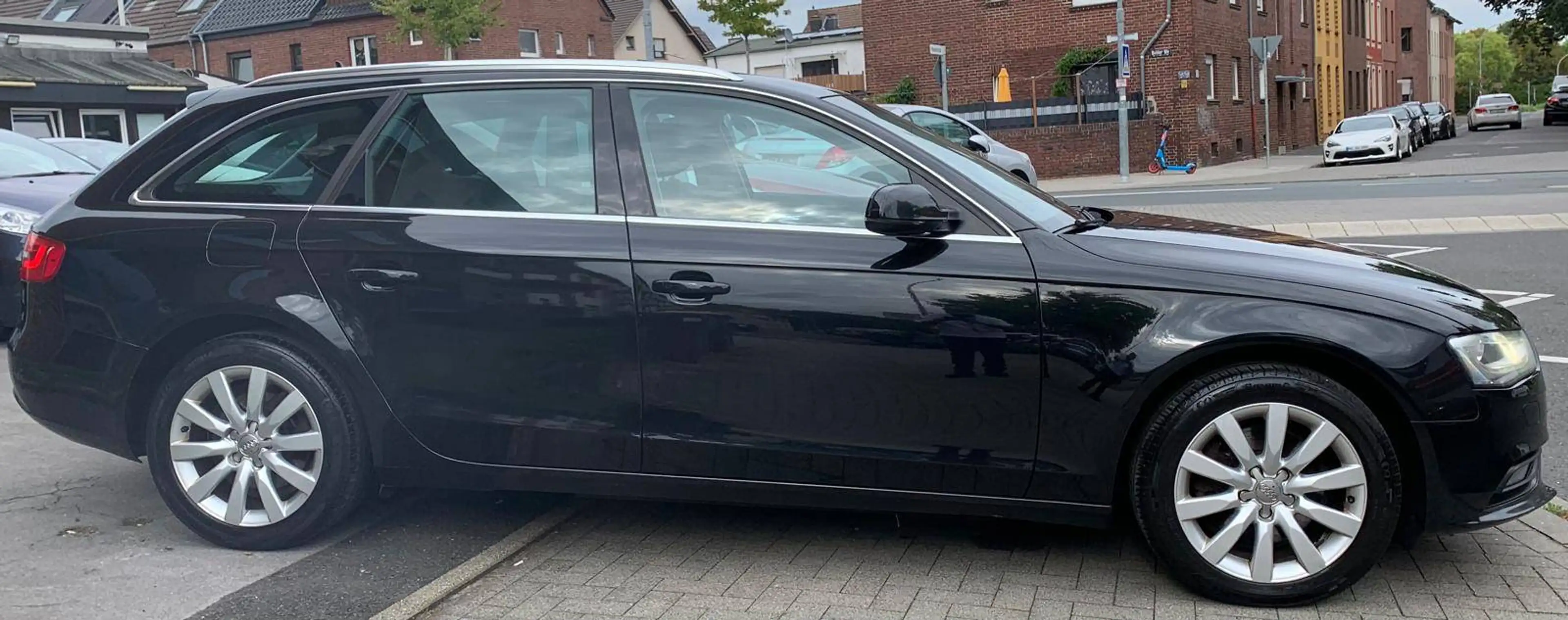 Audi A4 2.0 TDI AUTOMATIK *AHK-TEMPO-LEDER* — photo 5