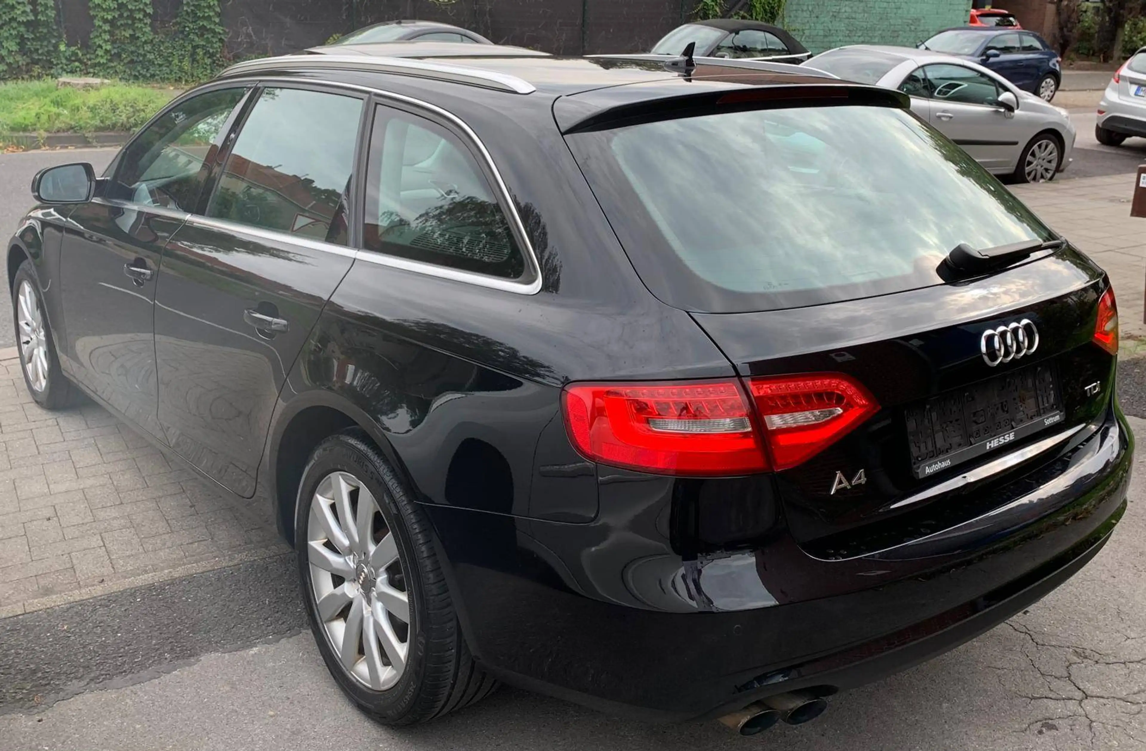 Audi A4 2.0 TDI AUTOMATIK *AHK-TEMPO-LEDER* — photo 3