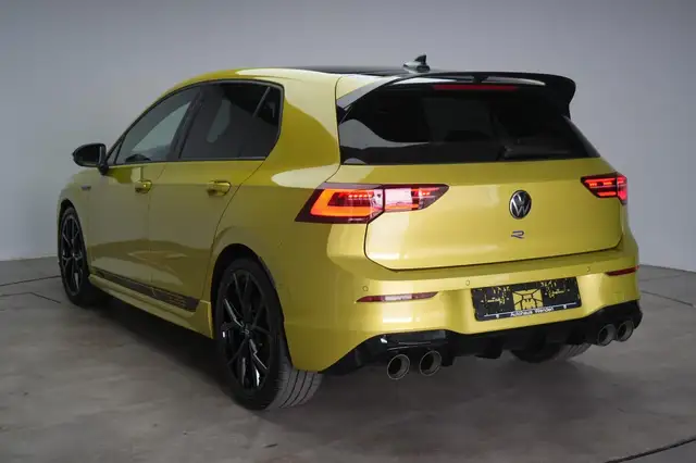 Volkswagen Golf view 4