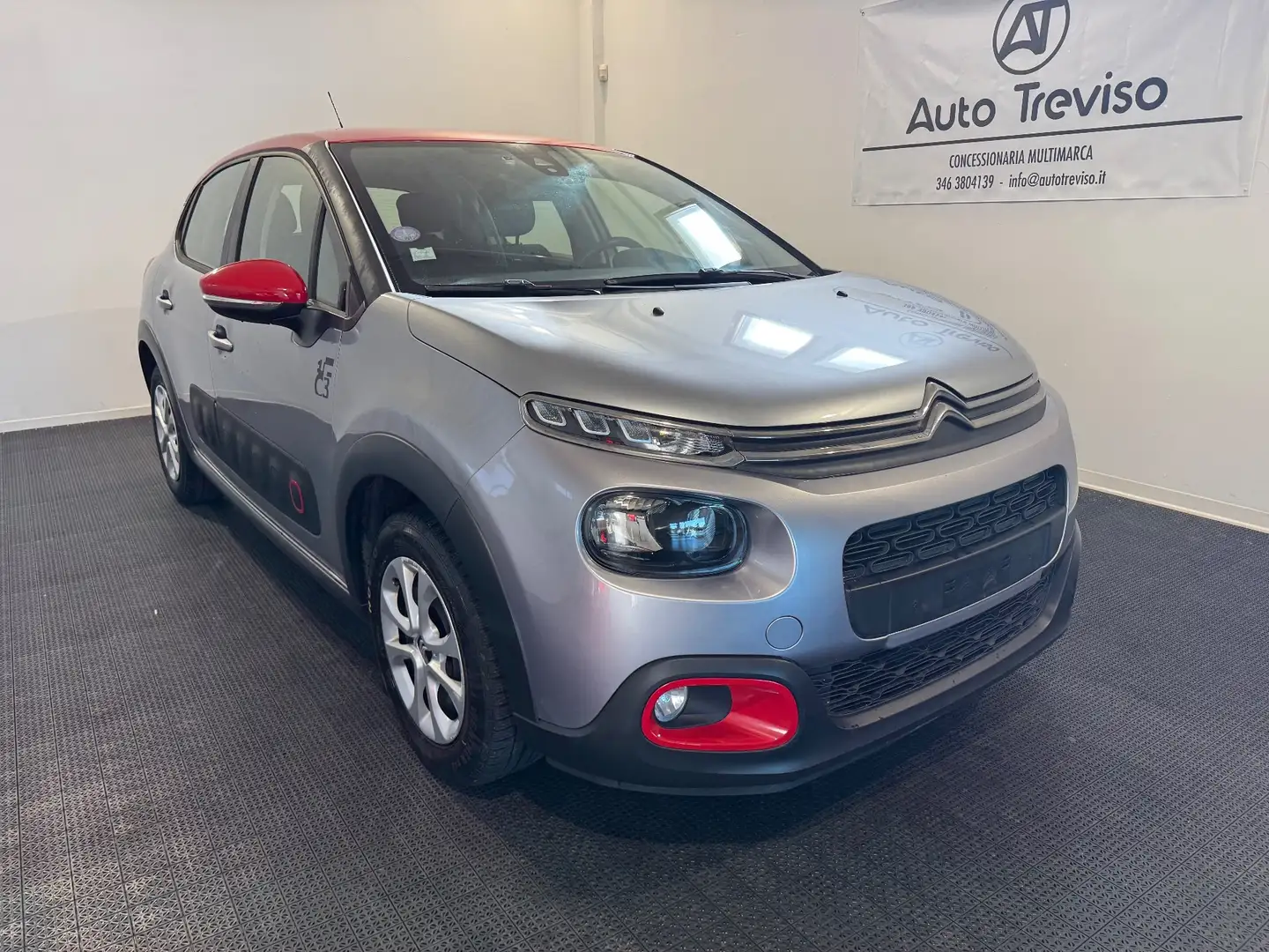 Citroen C3 C3 PureTech 82 Shine Grigio - 1