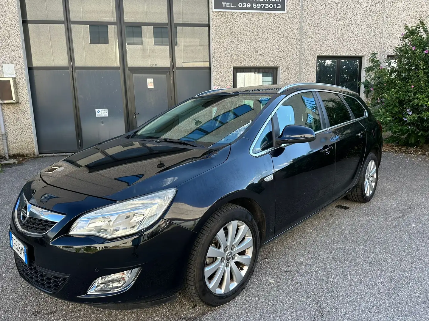 Opel Astra Sports Tourer 1.7 cdti Cosmo 125cv 6 marce - 2