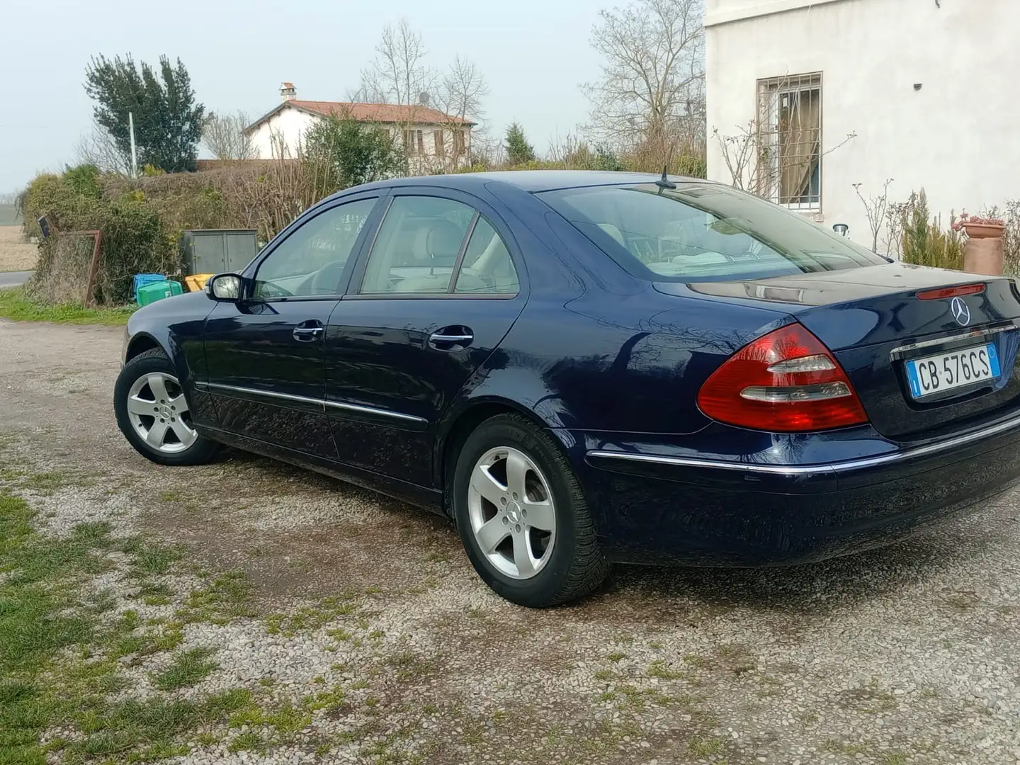 Mercedes-Benz E 270 SW td cdi Avantgarde - 2