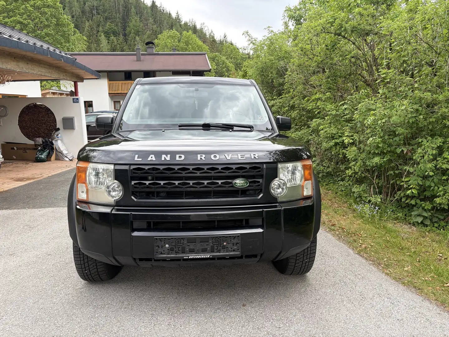 Land Rover Discovery 3 2,7 TdV6 HSE Aut. SE Schwarz - 2