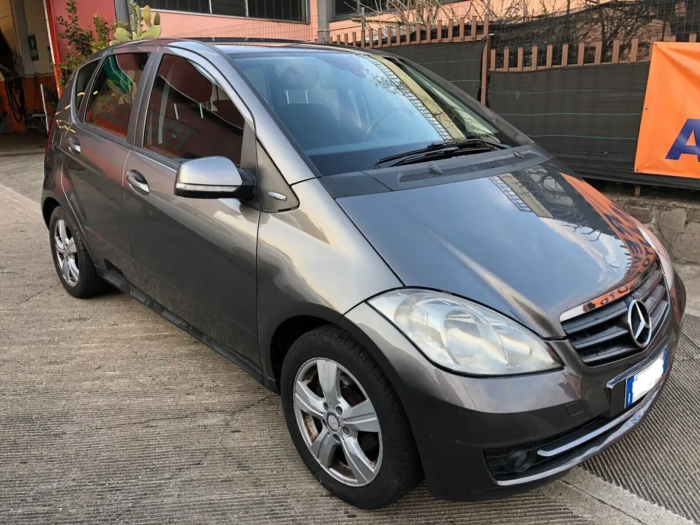 Mercedes-Benz A 160 A 160 BlueEFFICIENCY Special Edition Gris - 1
