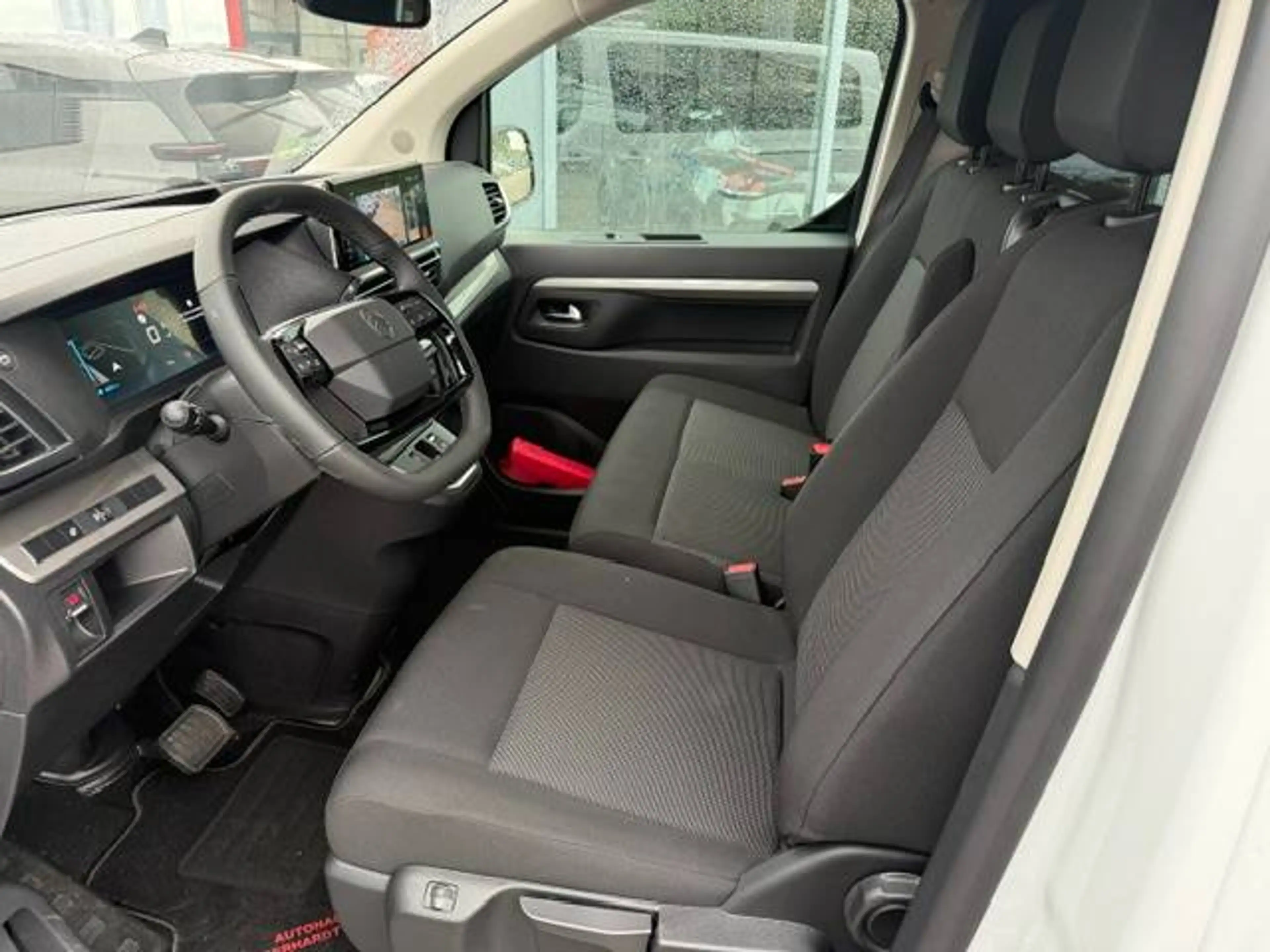 Citroen Spacetourer Blue HDI 180 EAT8 Plus XL 9 Sitzer Automatik — photo 11