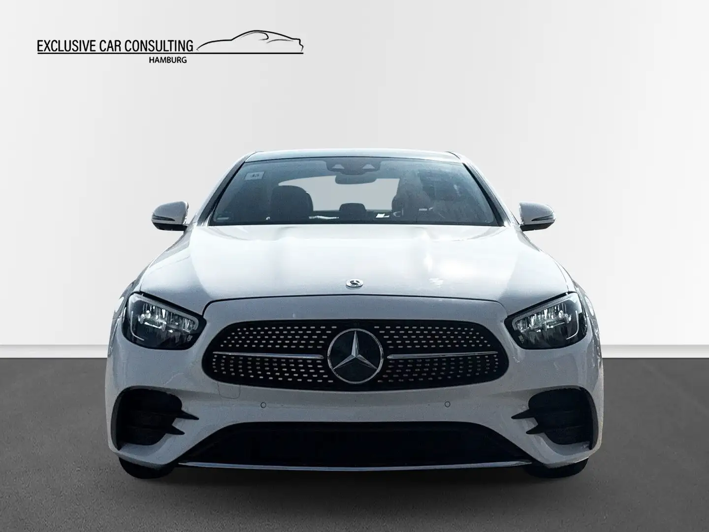 Mercedes-Benz E 200 AMG line *Pano *360° *Headup *Keyless Blanc - 2