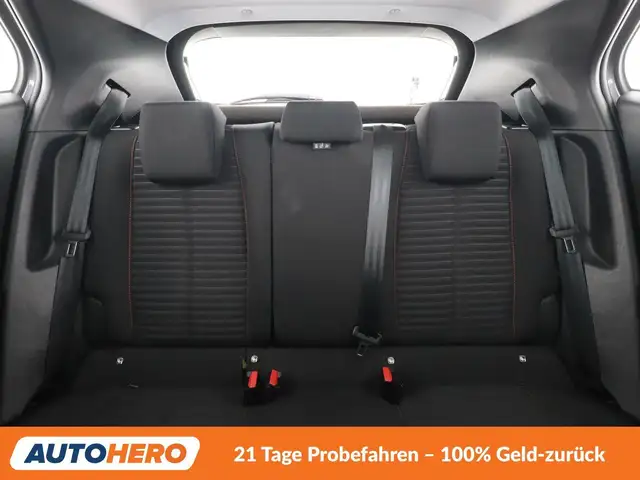 Peugeot 2008 view 15
