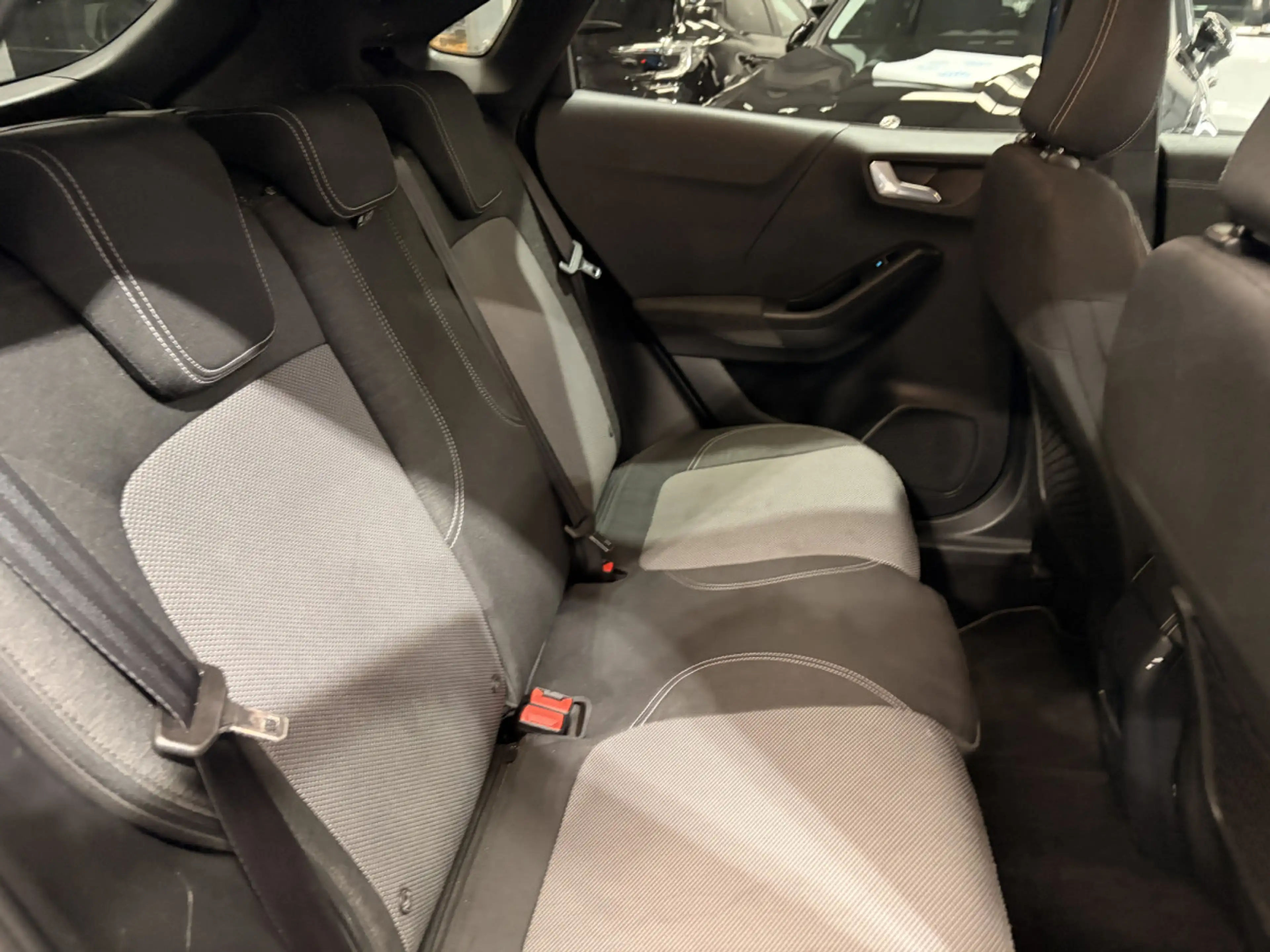 Ford Puma 1.0 Essence125 HP Boite Auto — photo 12