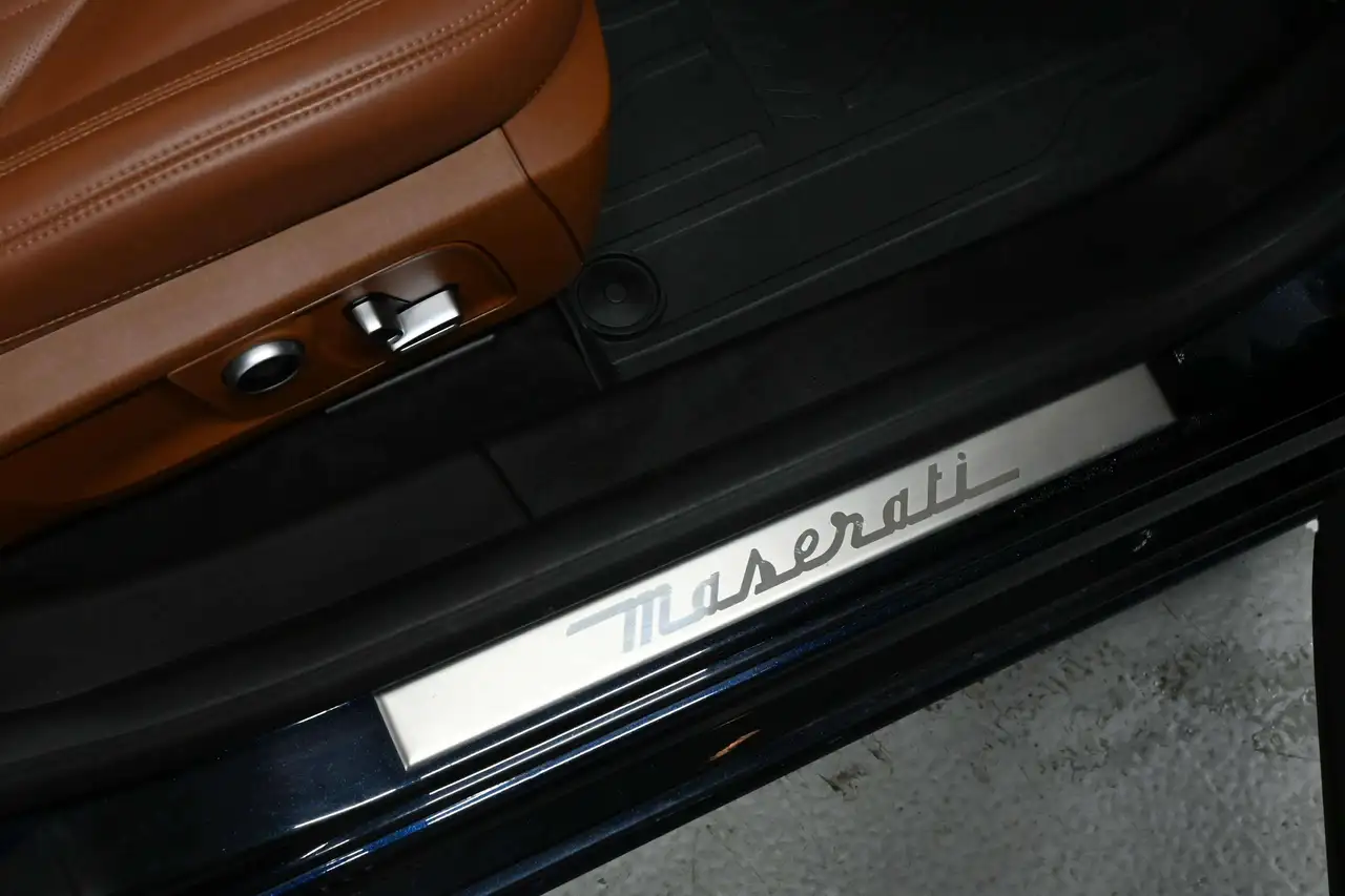 Maserati Ghibli fotografie Maserati Ghibli