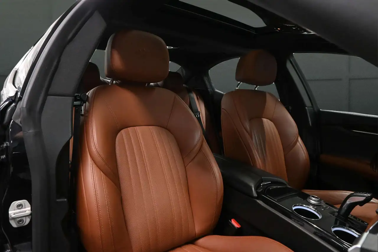 Maserati Ghibli fotografie Maserati Ghibli