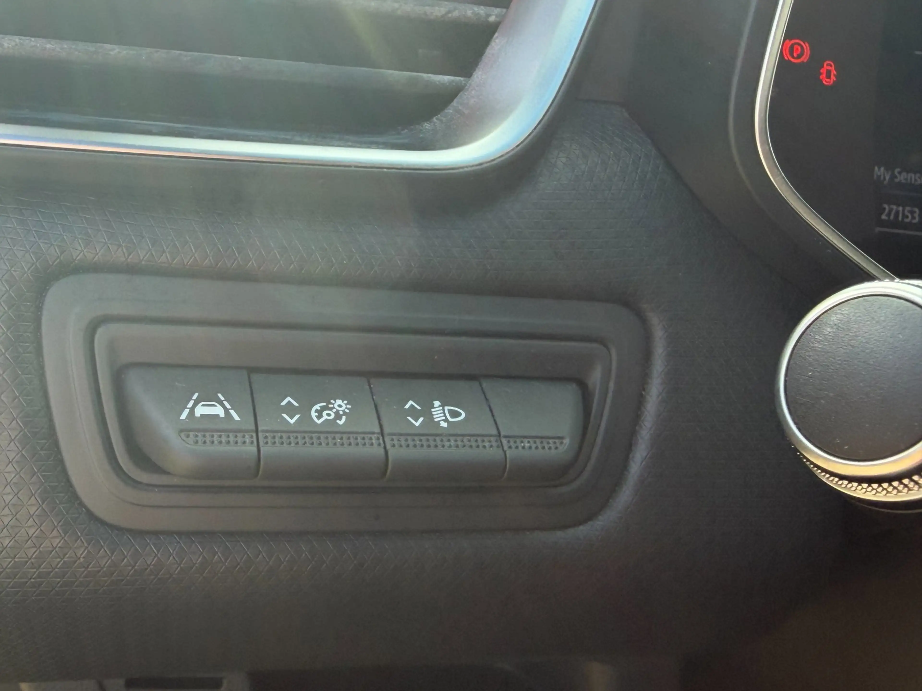 Renault Clio 1.0 TCe Intens — photo 18