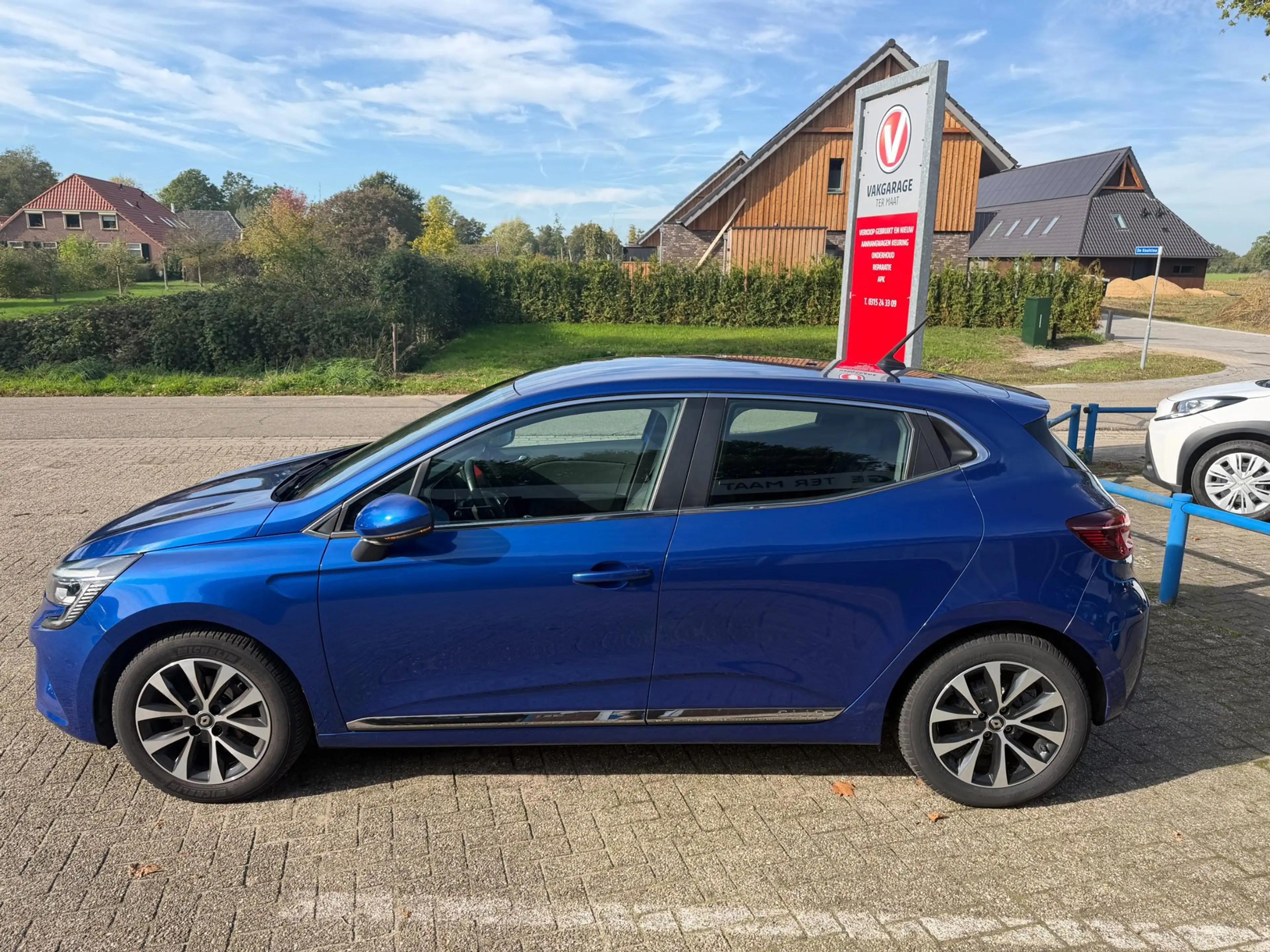 Renault Clio 1.0 TCe Intens — photo 9