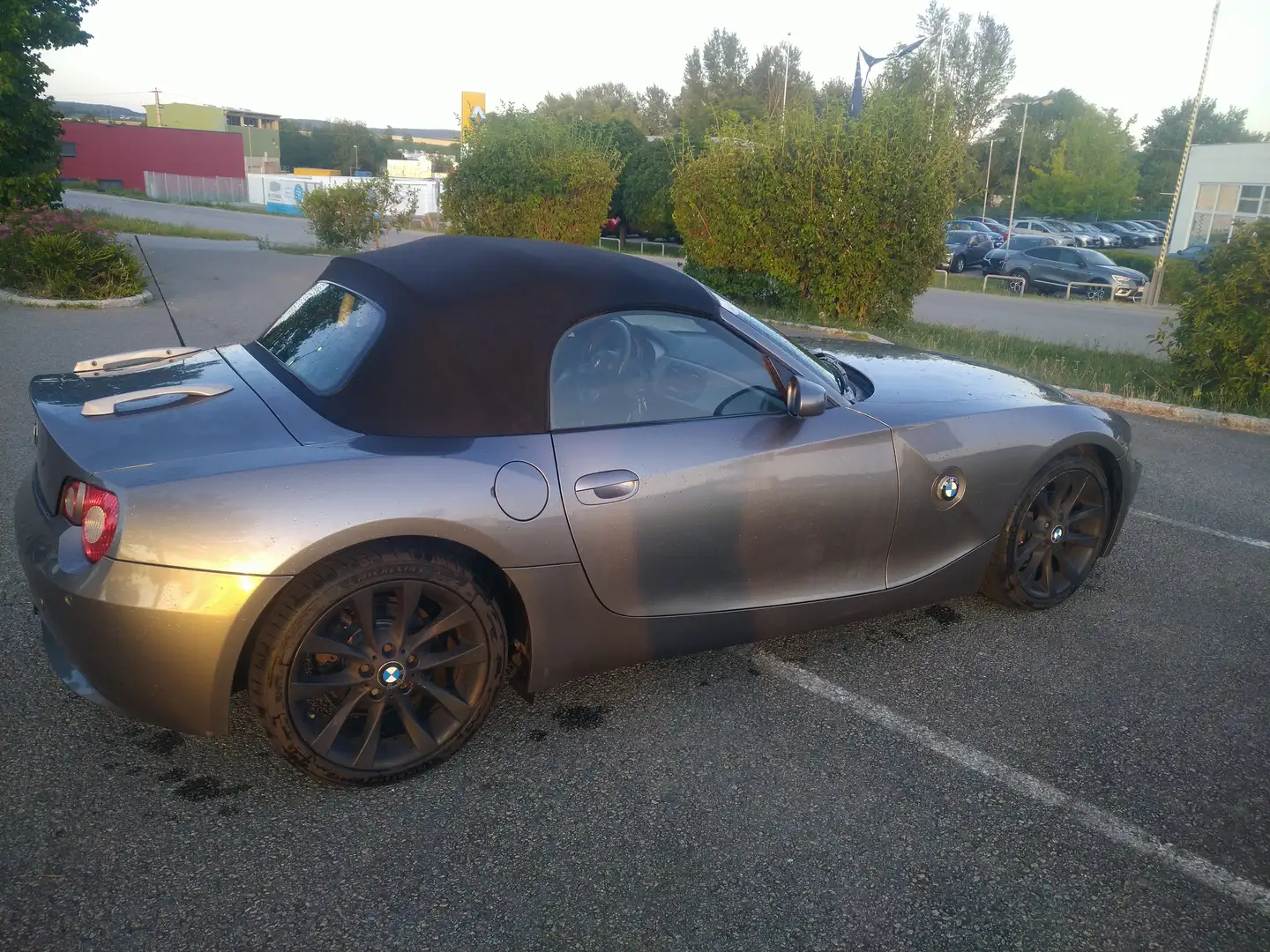 BMW Z4 Z4 2,0i Österreich-Paket Österreich-Paket Silber - 2