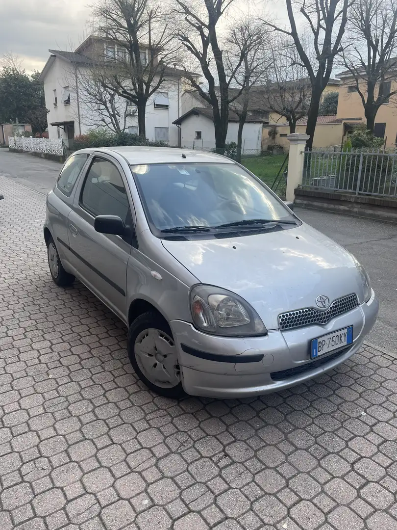 Toyota Yaris 3p 1.0 Sol - 1
