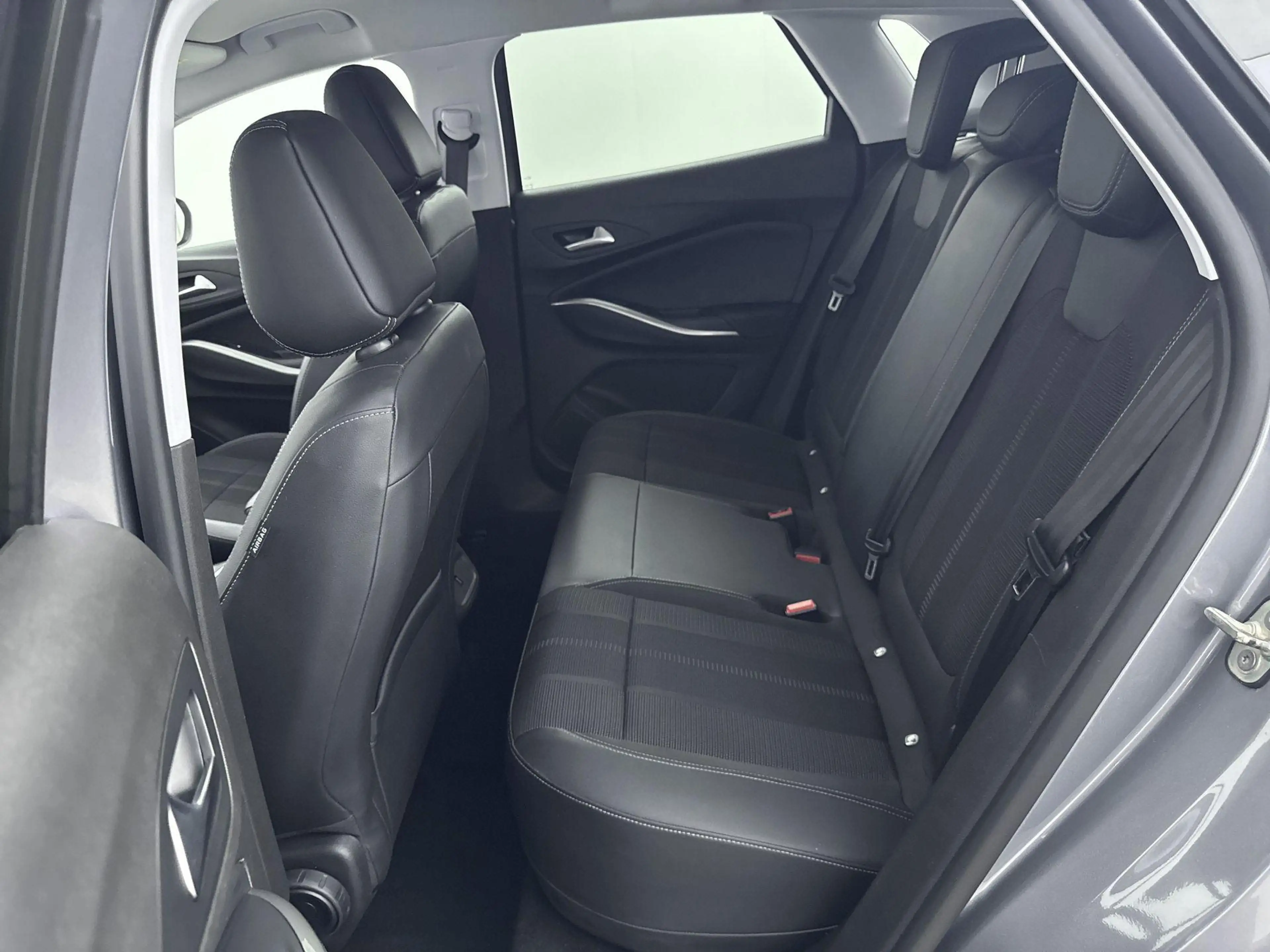 Opel Grandland 1.6 Turbo Plug-In Hybrid GS Line | Stuurwielverwar — photo 13