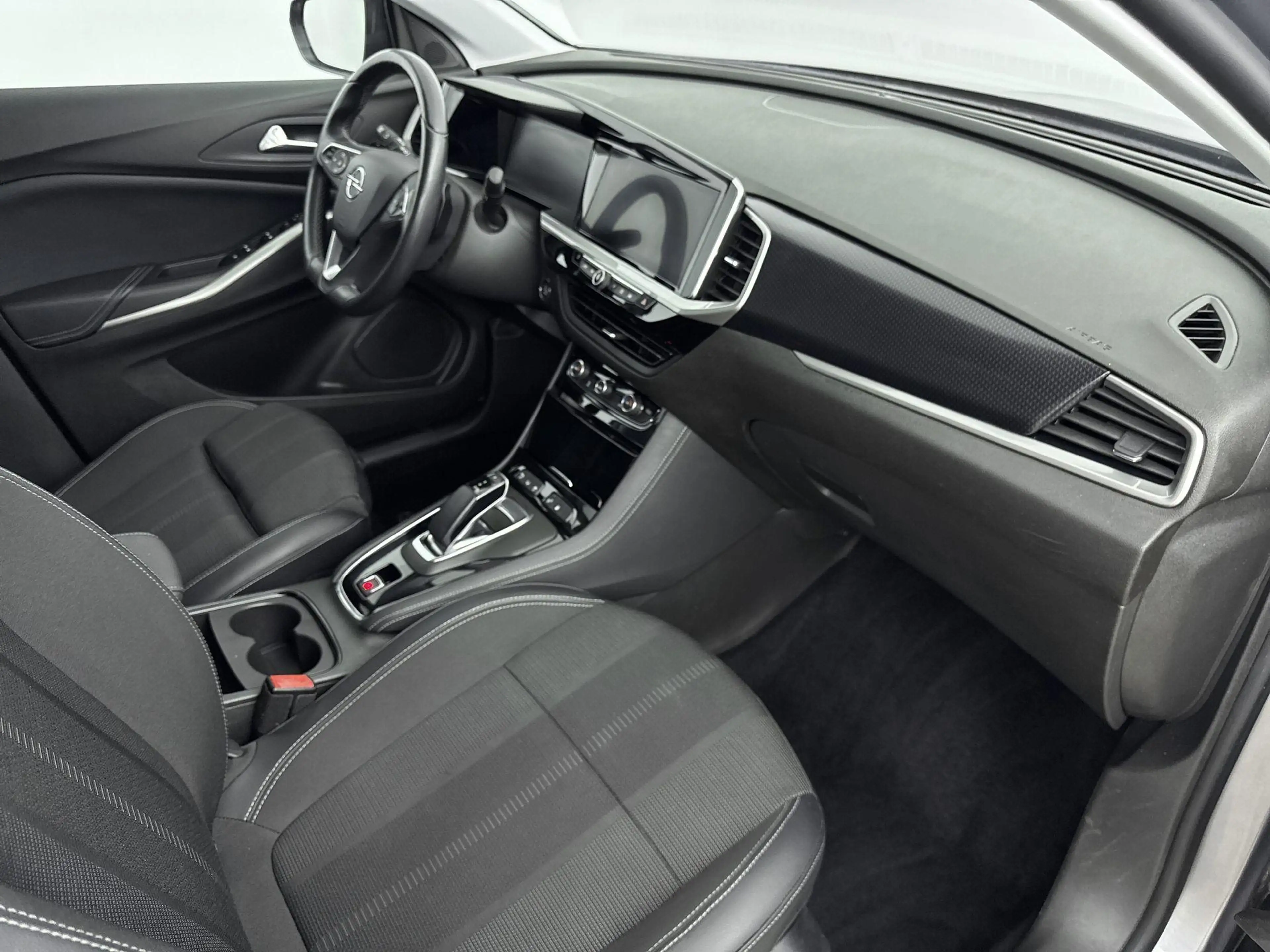 Opel Grandland 1.6 Turbo Plug-In Hybrid GS Line | Stuurwielverwar — photo 12