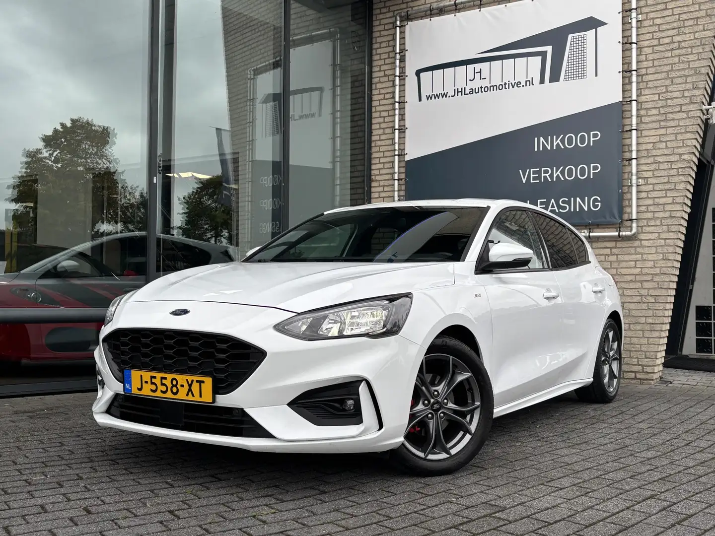 Ford Focus 1.0 EcoBoost Hybrid ST Line*ECC*CRUISE*NAVI*CAM* Wit - 1