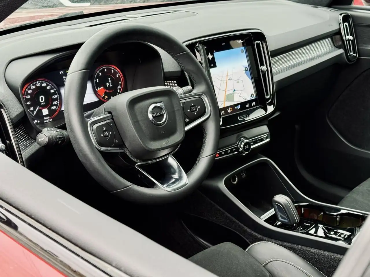 Volvo XC40 снимка Volvo XC40