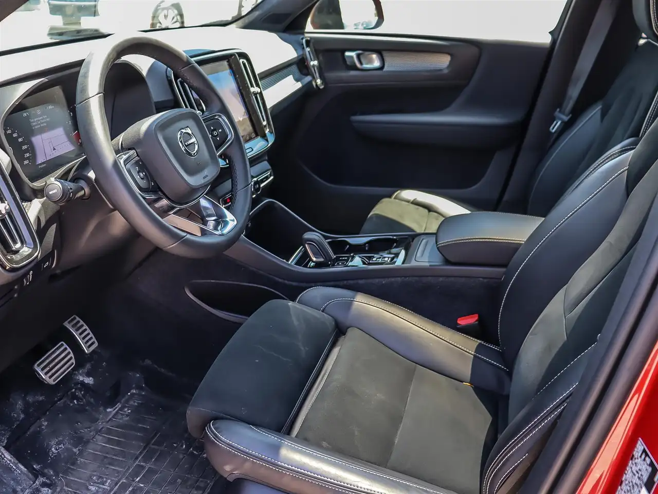 Volvo XC40 снимка Volvo XC40