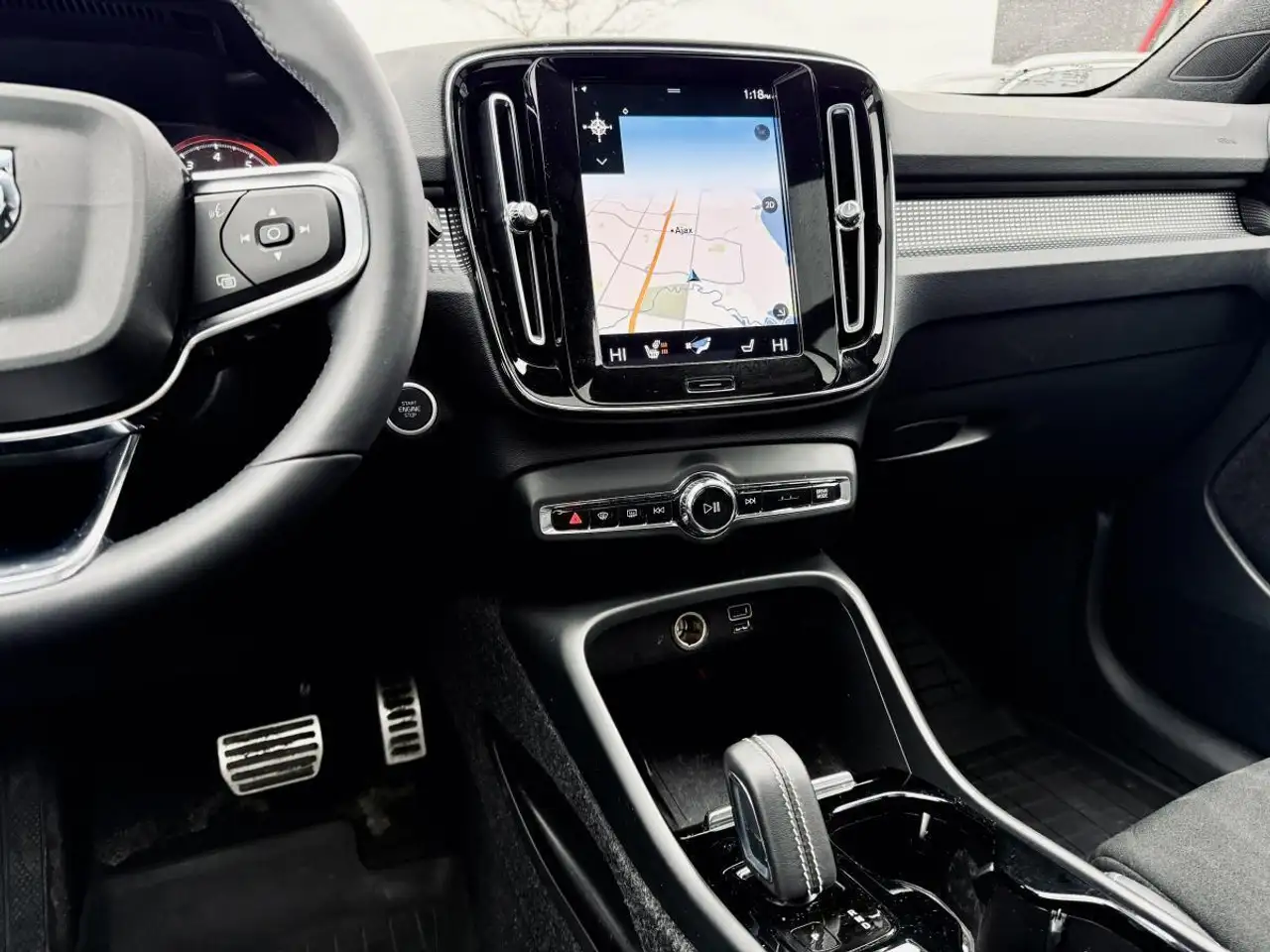 Volvo XC40 снимка Volvo XC40