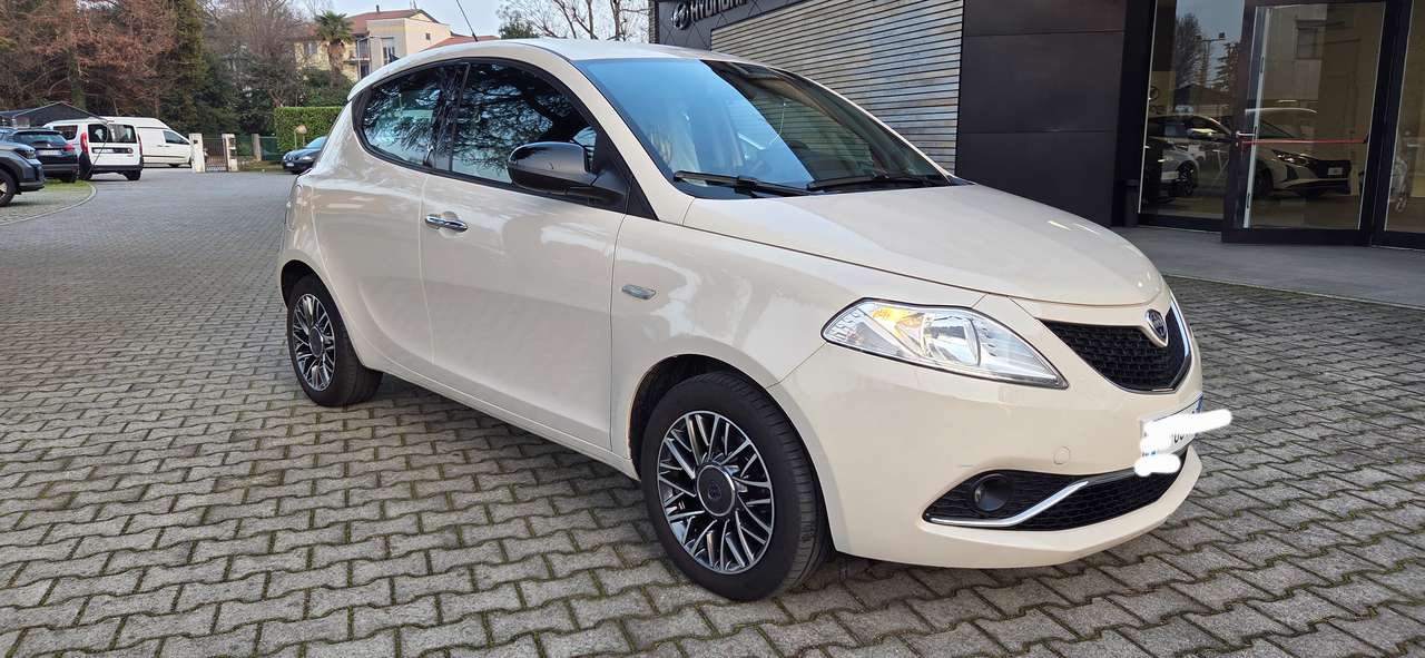Lancia Ypsilon Ypsilon III 2011 1.2 8v 69cv E6