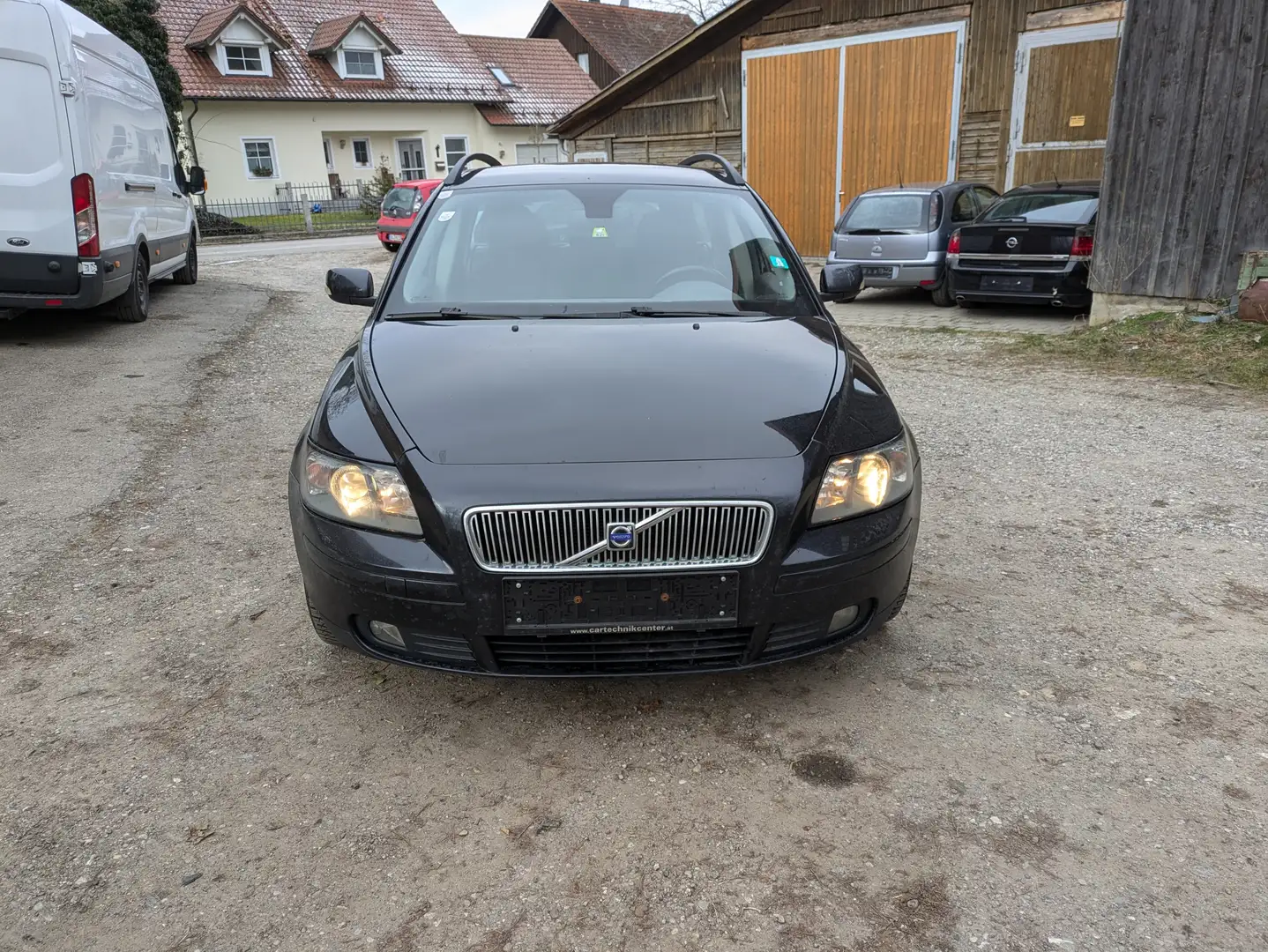 Volvo V50 2.0D Momentum AT-Import Alufelgen Klimaautomatik Schwarz - 2