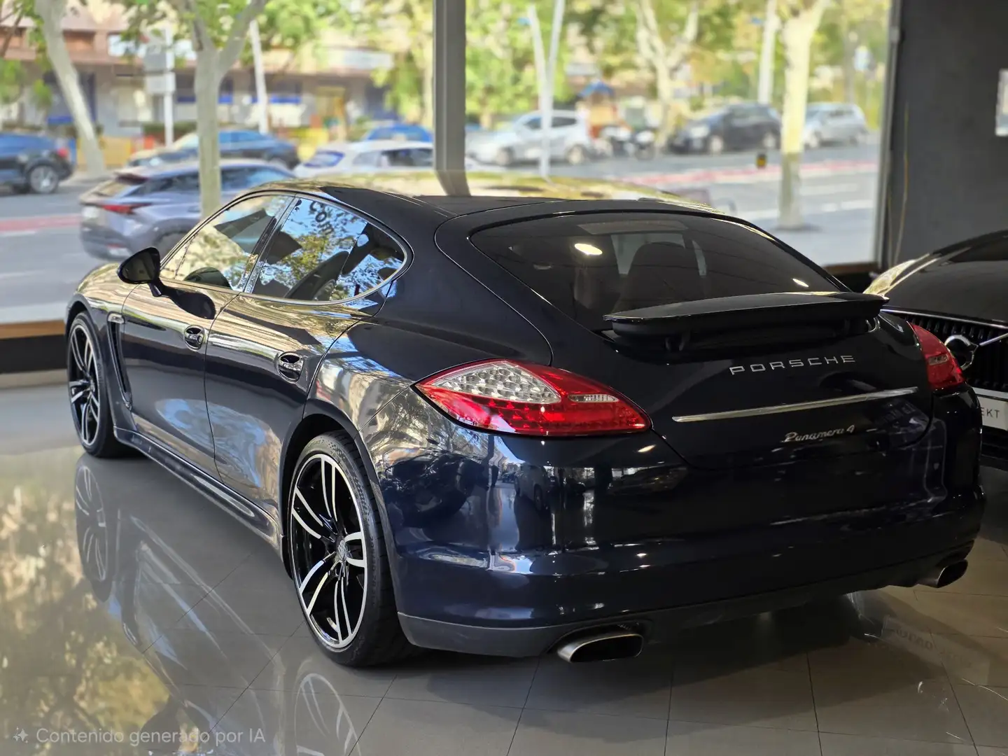 Porsche Panamera 4 Aut. - 2