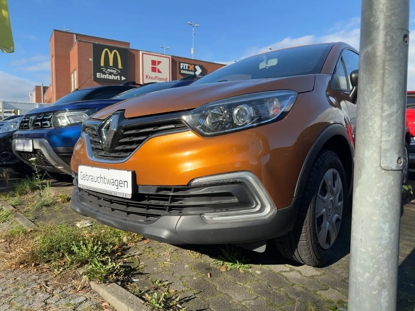 Renault Captur Life Orange - 1