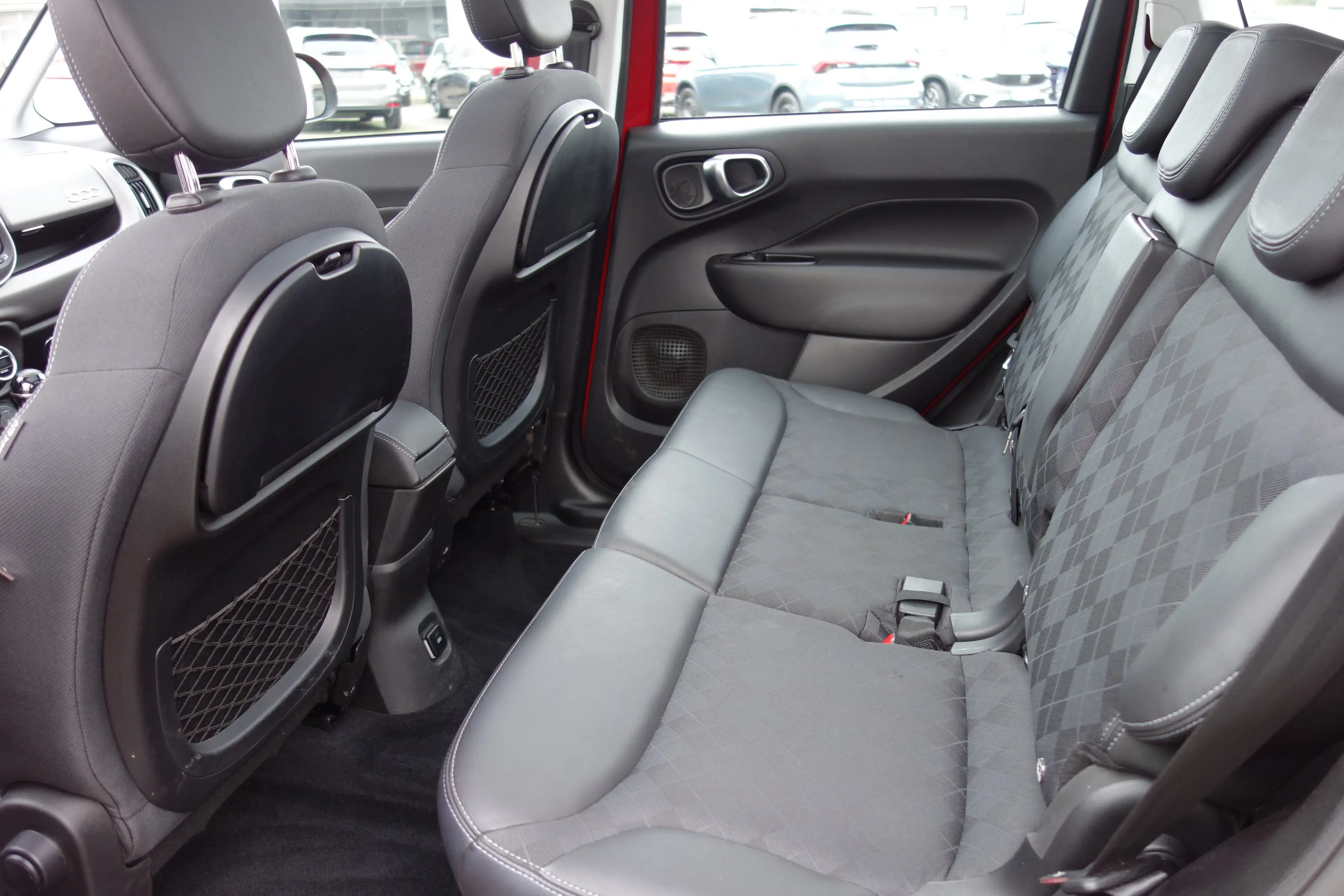 Fiat 500L Lounge Living * 7 Sitzer/Panorama SD/7" Navi.* — photo 9