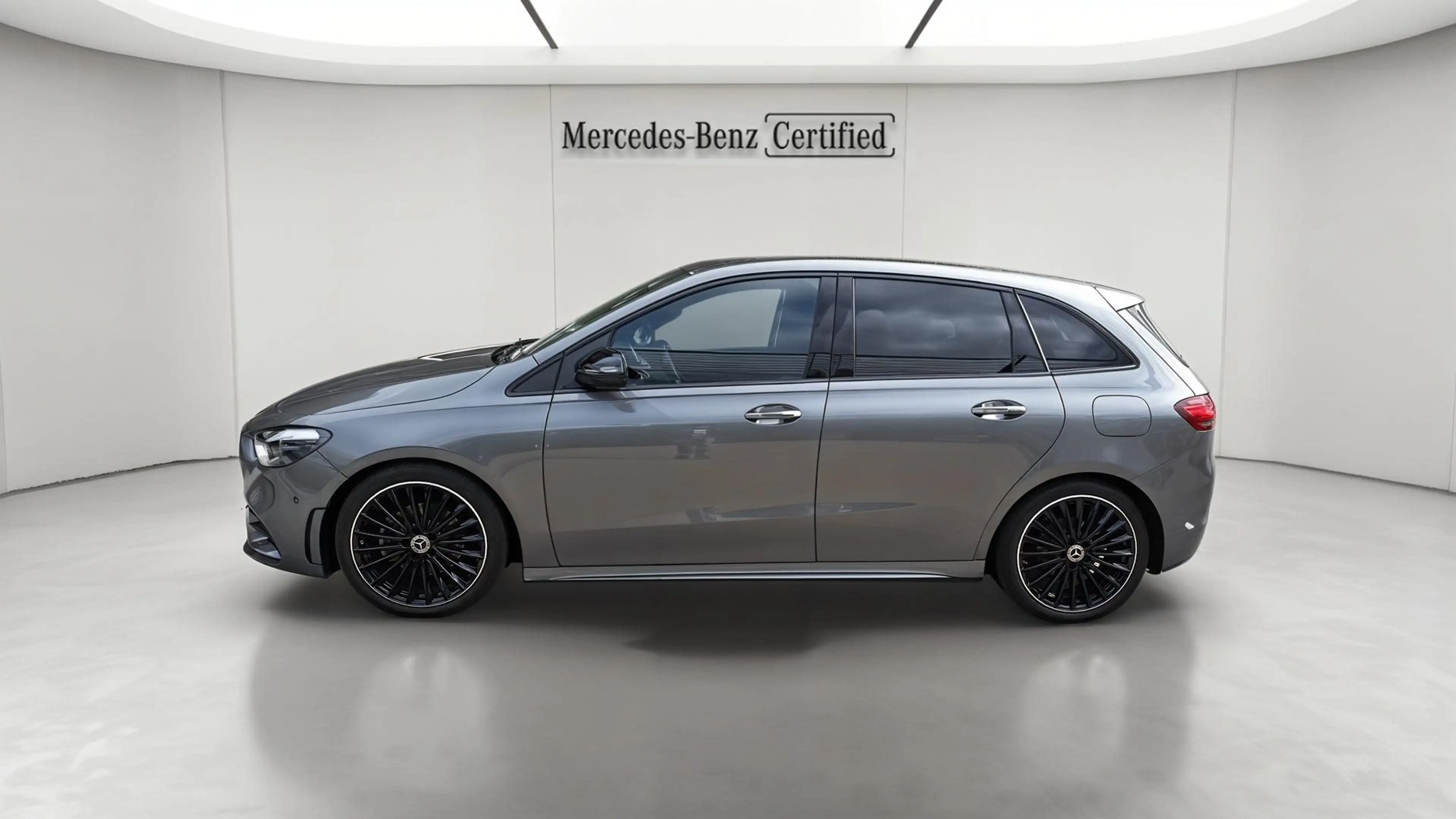 Mercedes-Benz B 180 B Star Edition — photo 6