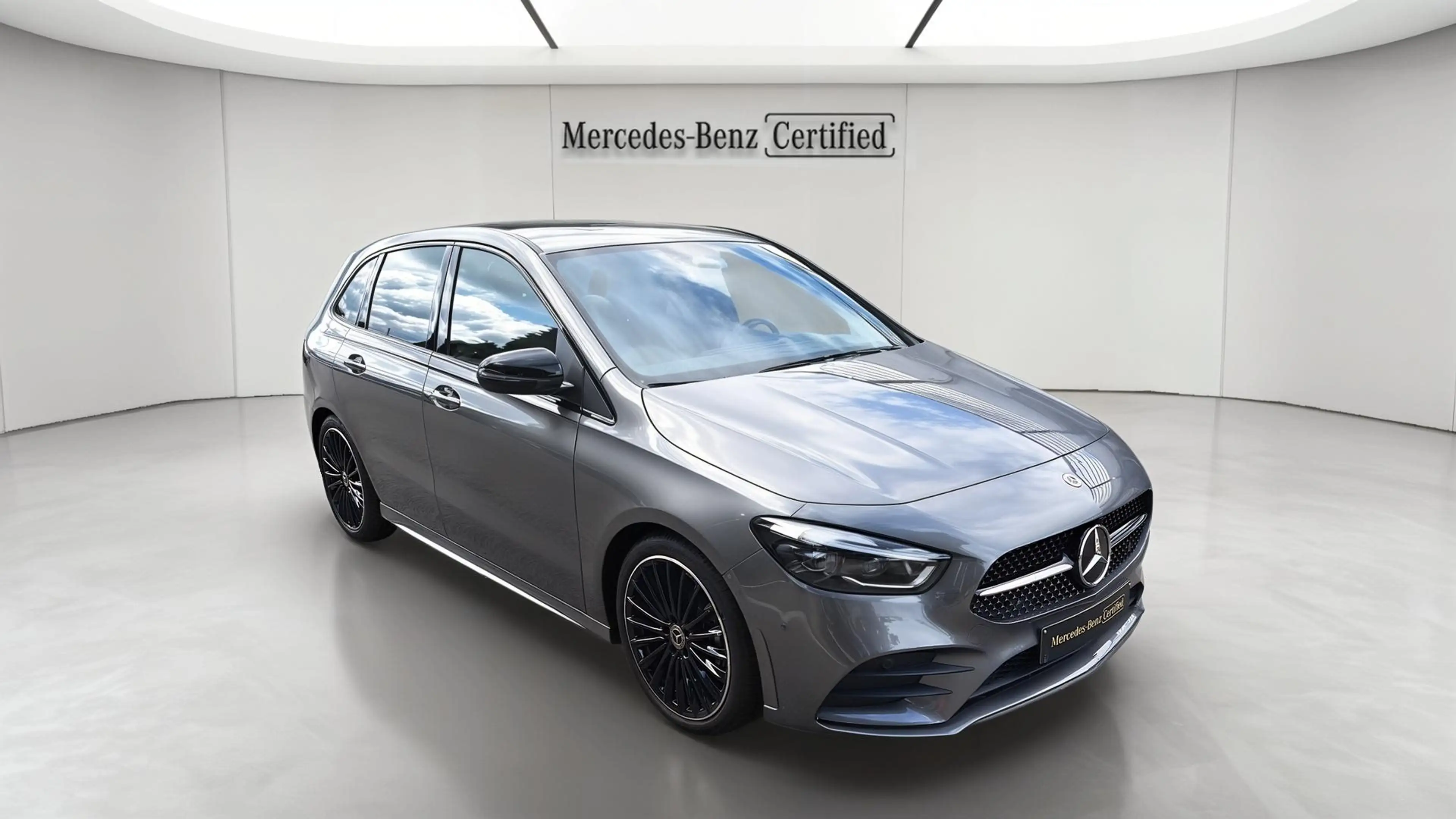 Mercedes-Benz B 180 B Star Edition — photo 2