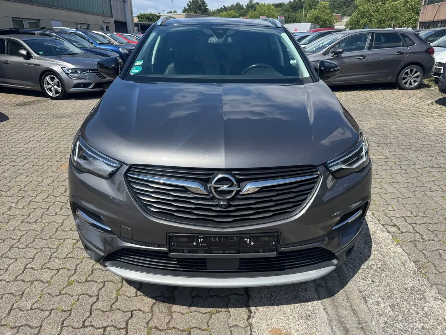 Opel Grandland Ultimate Grey - 1