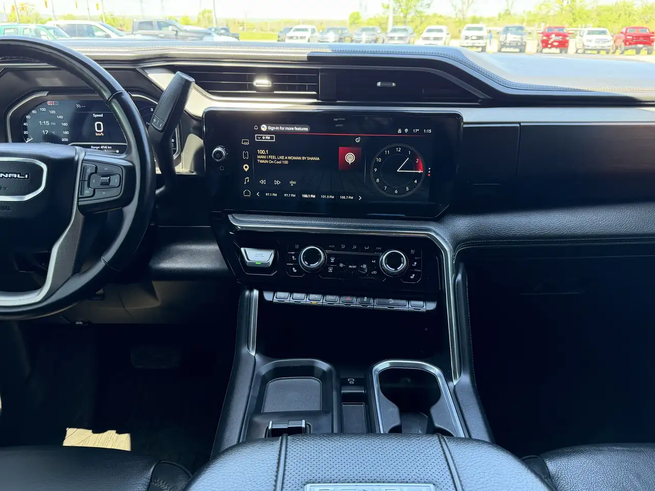 GMC Sierra 2500HD снимка GMC Sierra 2500HD
