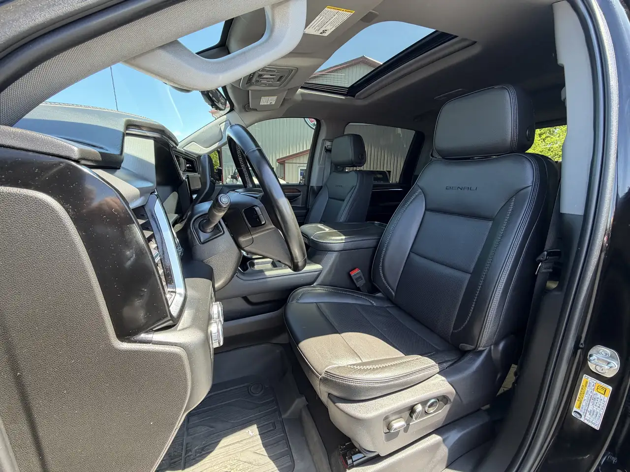 GMC Sierra 2500HD снимка GMC Sierra 2500HD