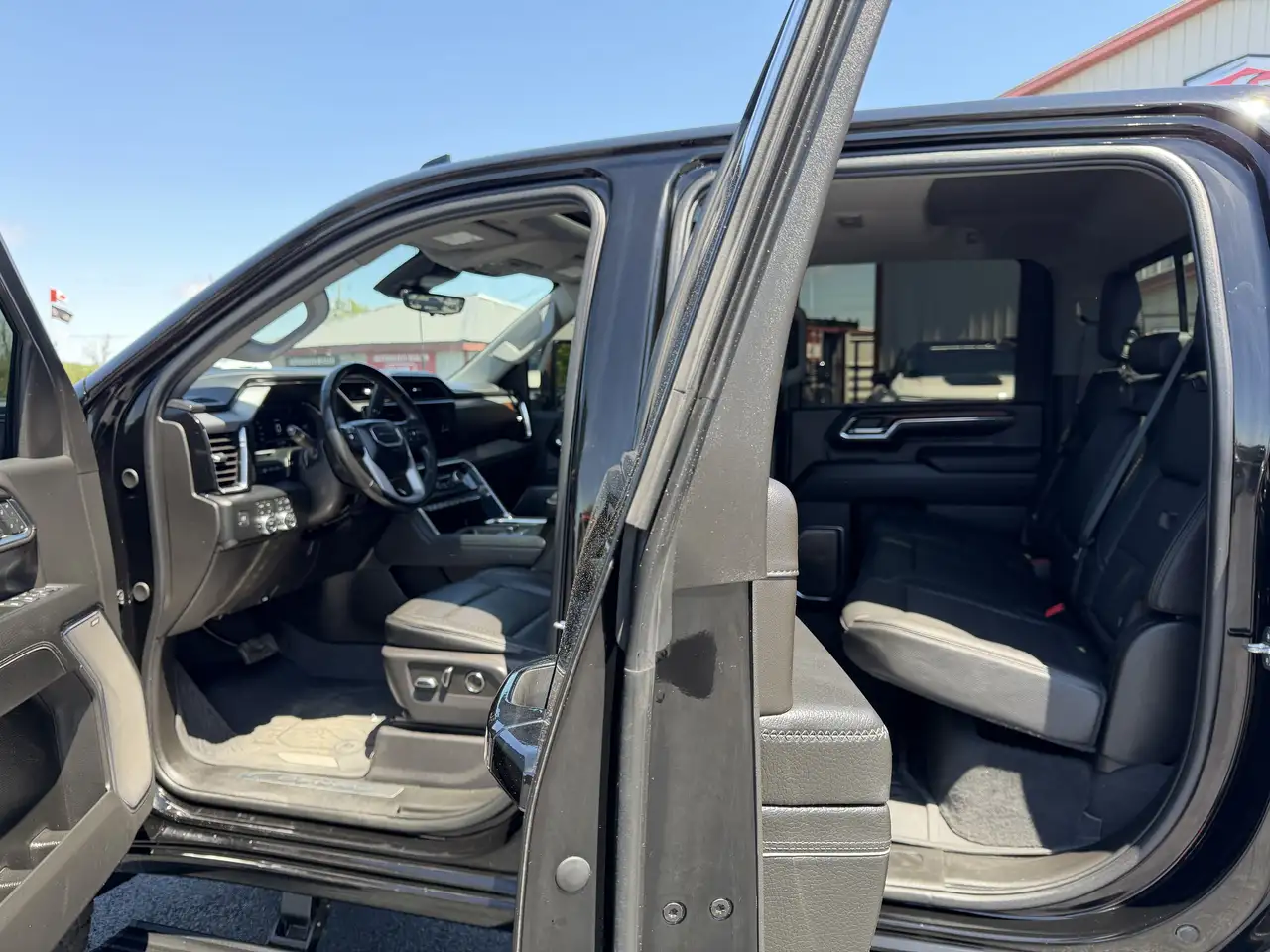 GMC Sierra 2500HD снимка GMC Sierra 2500HD