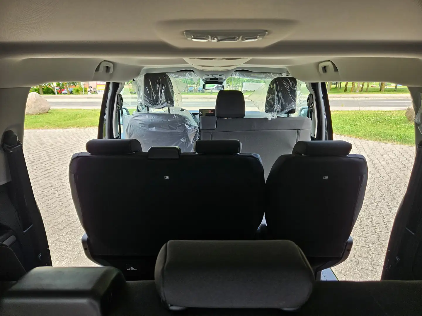 Opel Vivaro 2.0 D AT NAVI AHK 9-Sitzer VOLL-LED beids.Schiebet Grau - 2