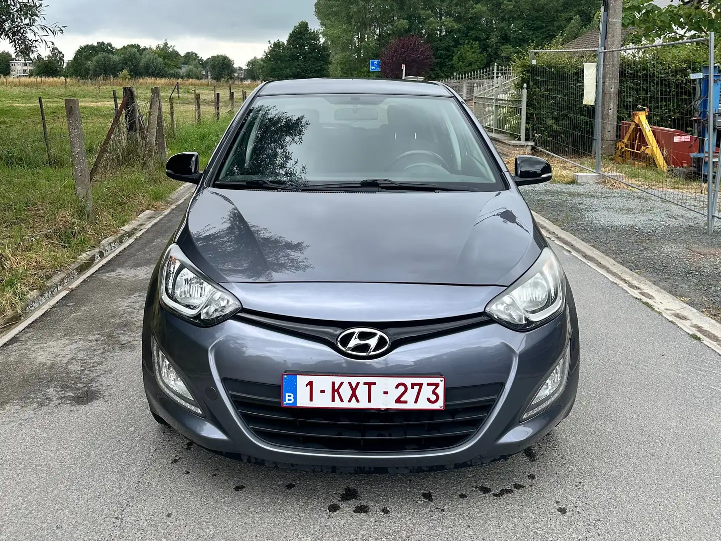 Hyundai i20 i20 1.2 Classic Grijs - 1