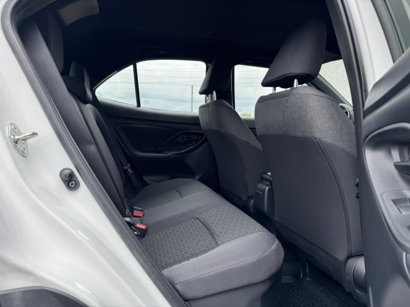 Toyota Yaris Cross 1.5 HSD Dynamic Plus Bi Ton + Confort Pack ! — photo 9