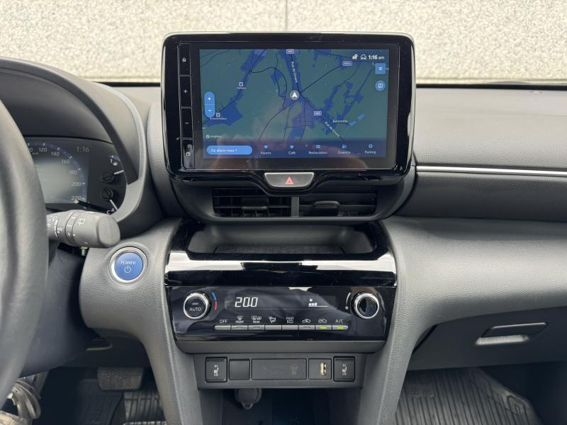 Toyota Yaris Cross 1.5 HSD Dynamic Plus Bi Ton + Confort Pack ! — photo 19