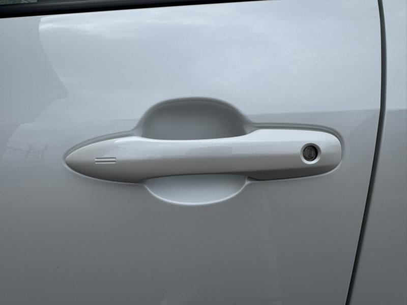 Toyota Yaris Cross 1.5 HSD Dynamic Plus Bi Ton + Confort Pack ! — photo 31