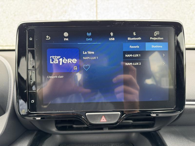 Toyota Yaris Cross 1.5 HSD Dynamic Plus Bi Ton + Confort Pack ! — photo 24