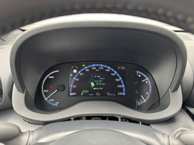 Toyota Yaris Cross 1.5 HSD Dynamic Plus Bi Ton + Confort Pack ! — photo 17