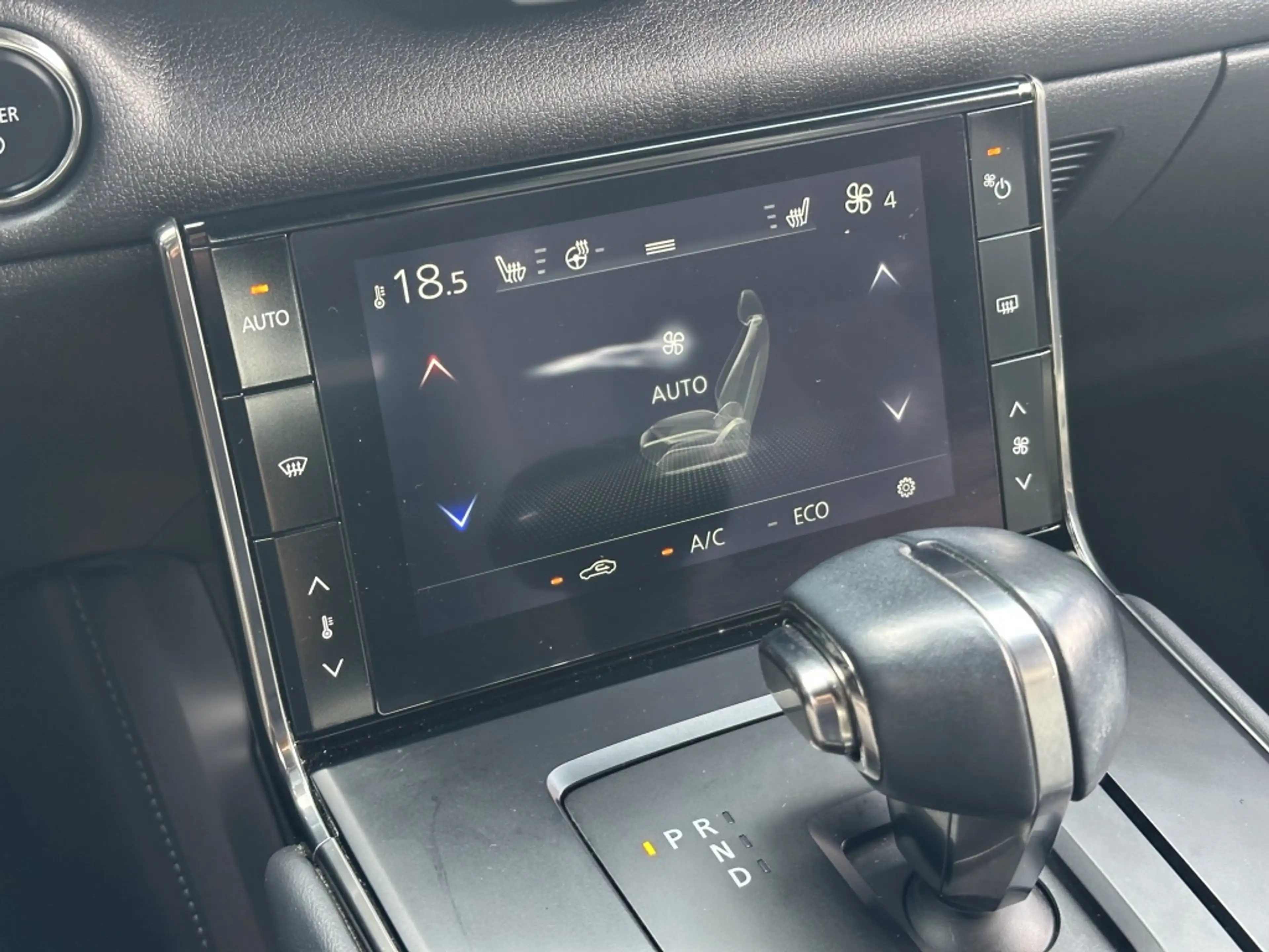 Mazda MX-30 e-SkyActiv 145PK Comfort / Modern interieur / 3-to — photo 27