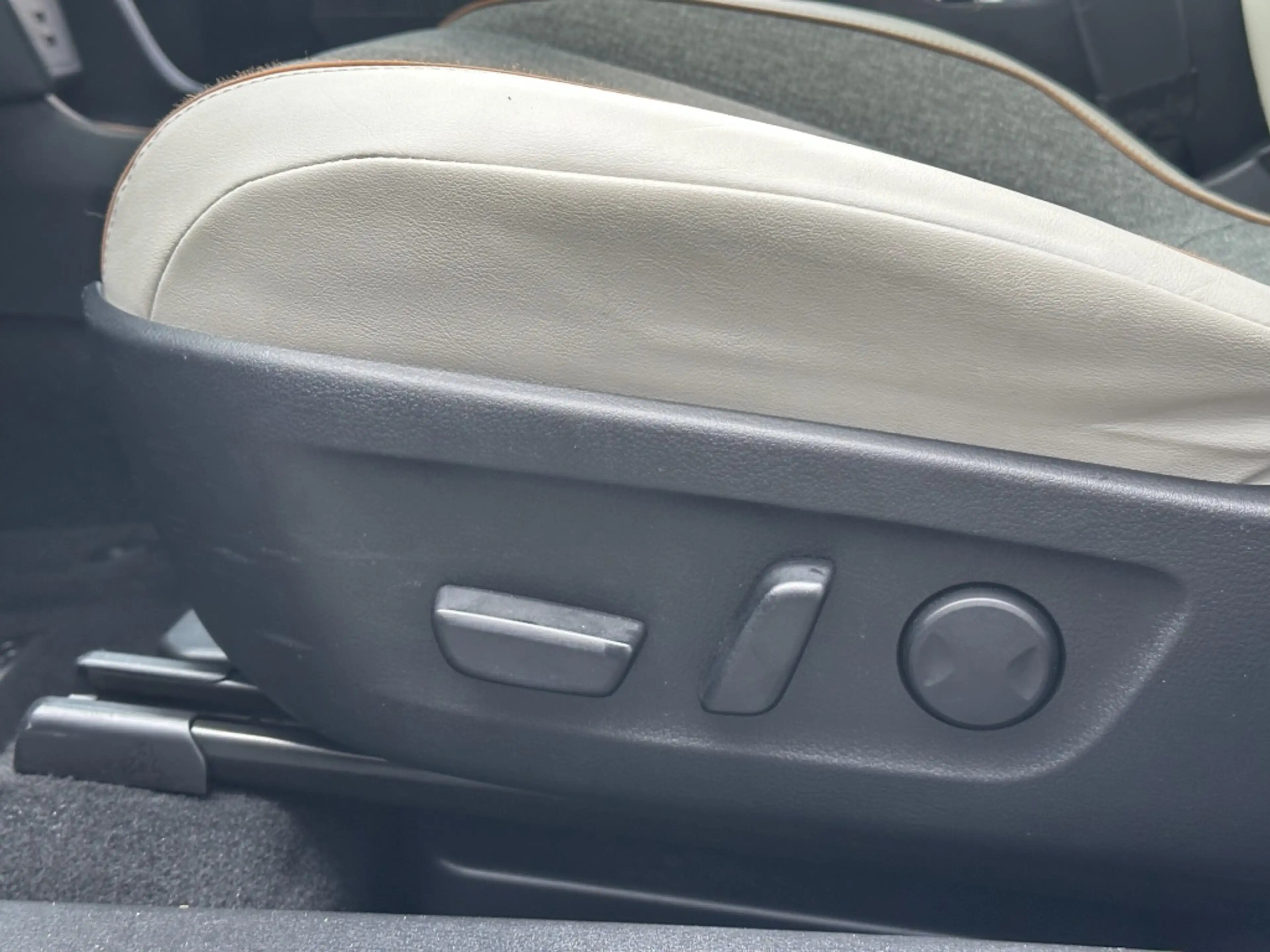Mazda MX-30 e-SkyActiv 145PK Comfort / Modern interieur / 3-to — photo 23