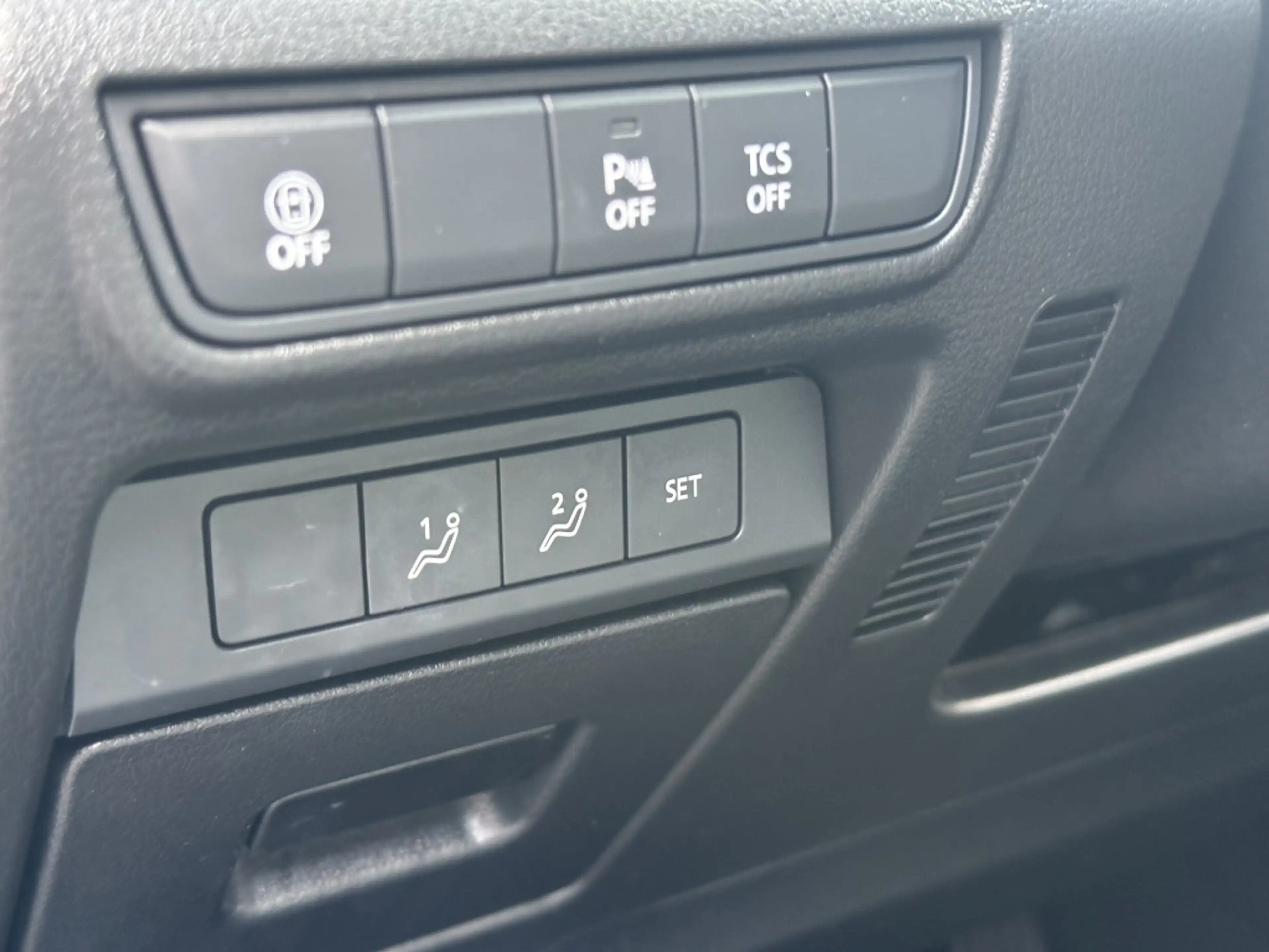 Mazda MX-30 e-SkyActiv 145PK Comfort / Modern interieur / 3-to — photo 22