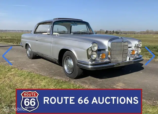 Mercedes-Benz 220 SE