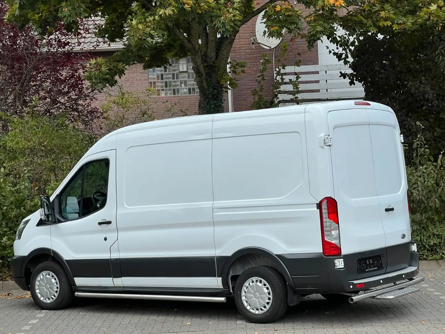 Ford Transit 2.2 TdCi 74 KW L2H2 Klima Pdc Euro 5 Weiß - 2